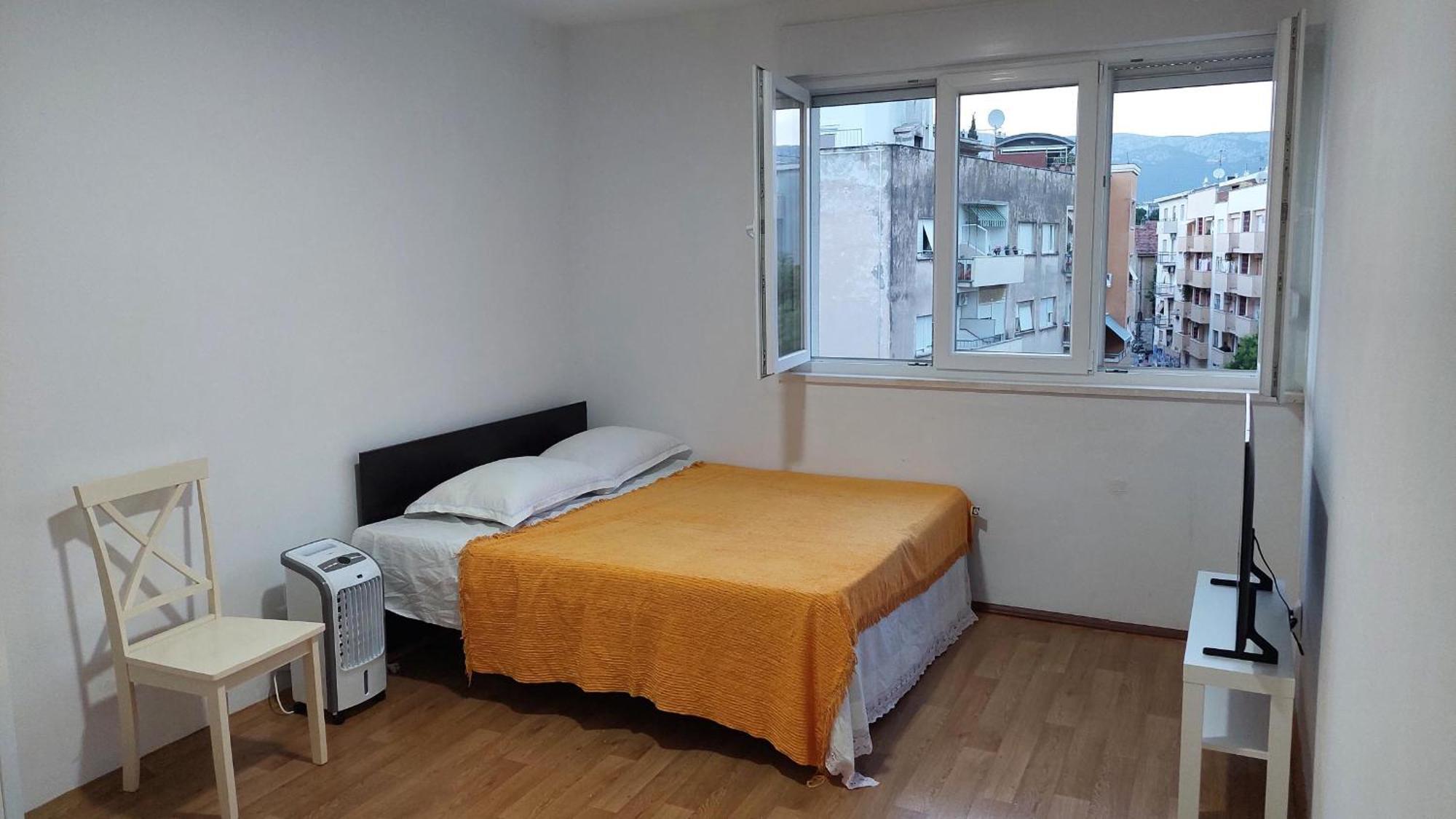 Room With Private Toilet And Terrace In City Center In Shared Apartment Split Exterior foto